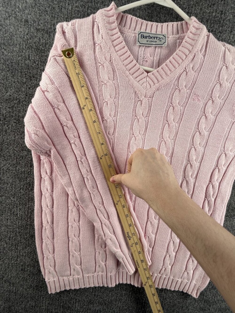 Burberry Cable Knit Pink Medium V-Neck Logo Pullover Sweater Long Sleeve Knit - Picture 9 of 16
